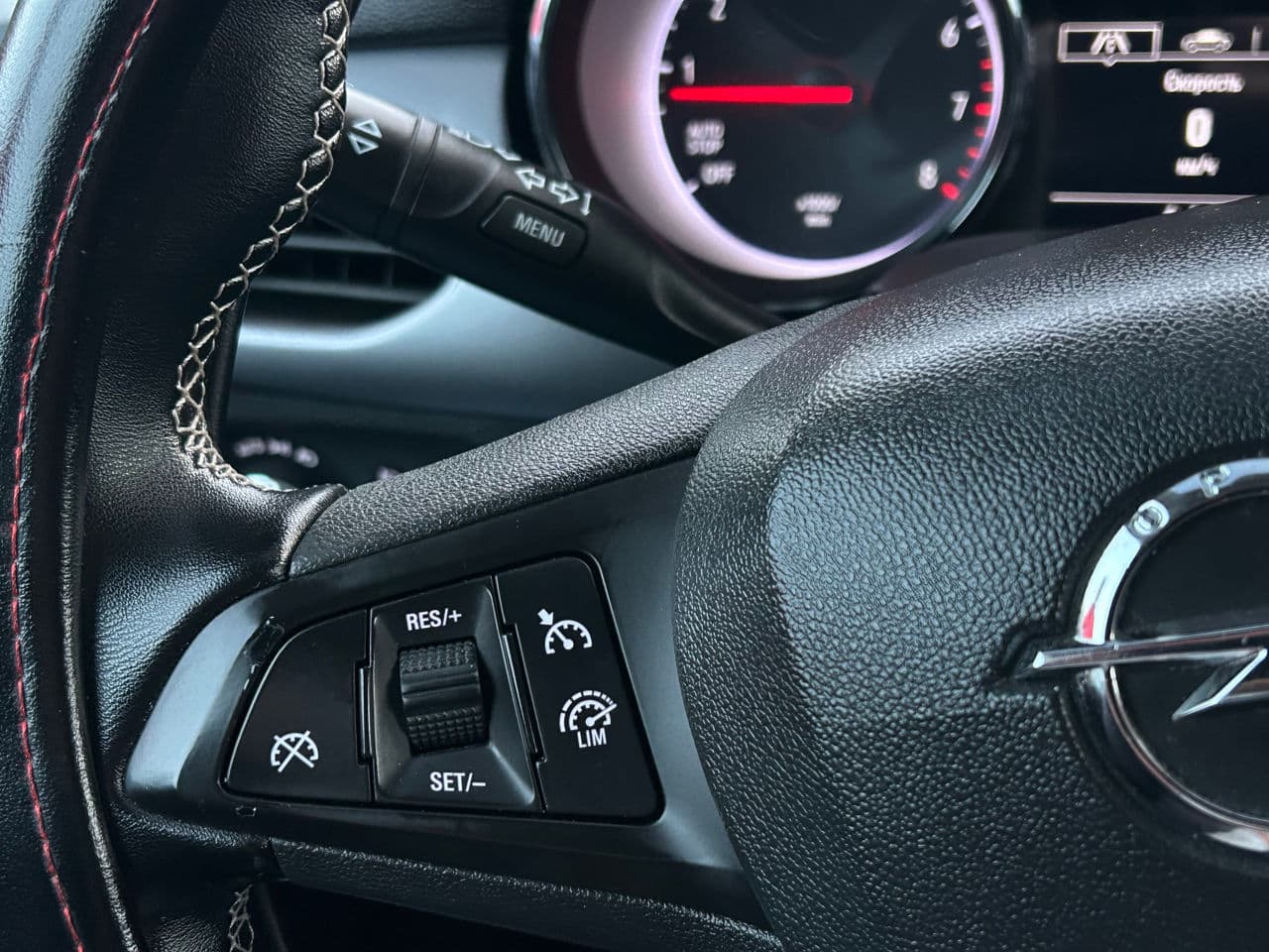 Opel Astra 2019 — Миниатюра 9