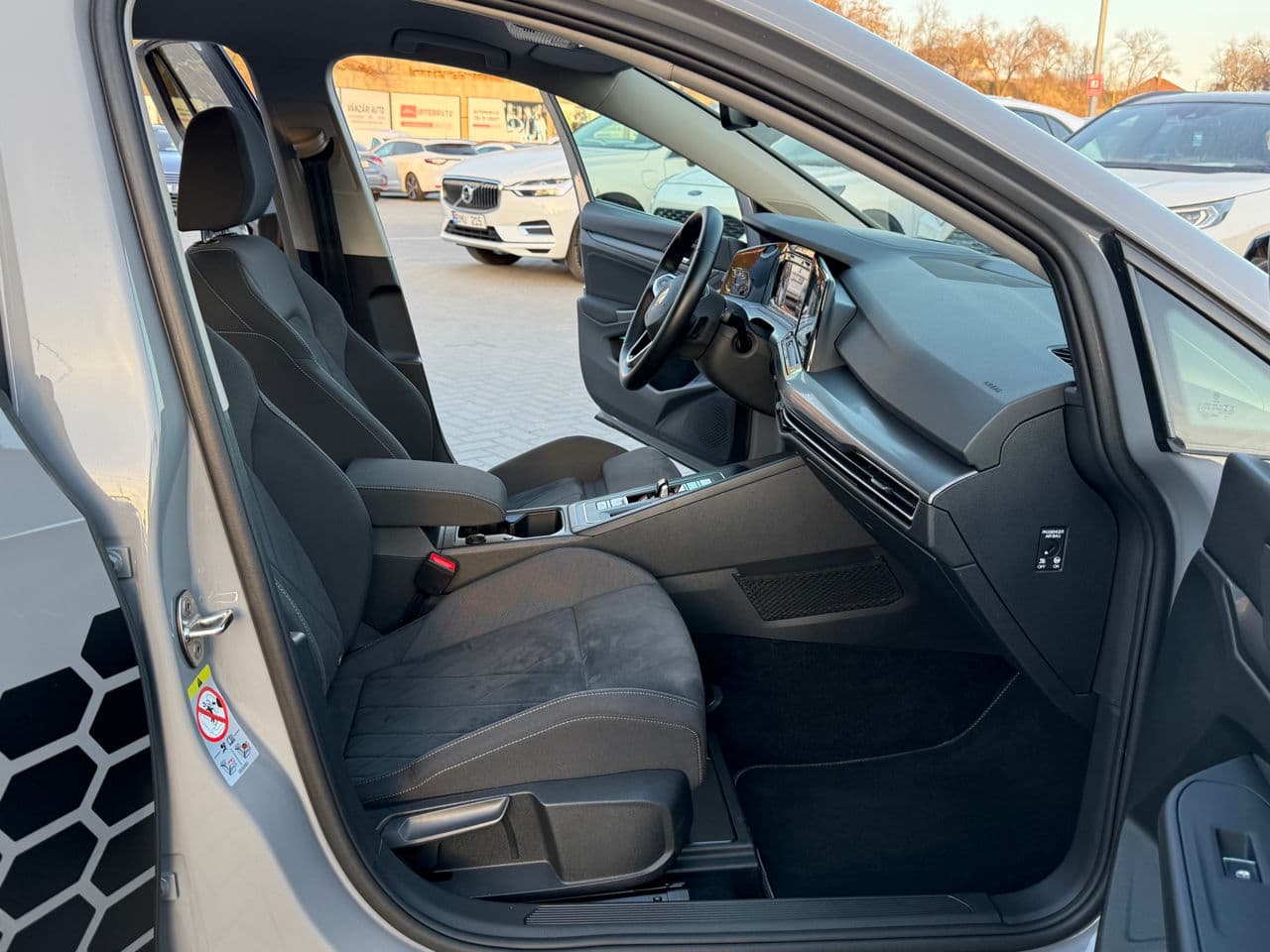 Volkswagen Golf 2020 — Миниатюра 16