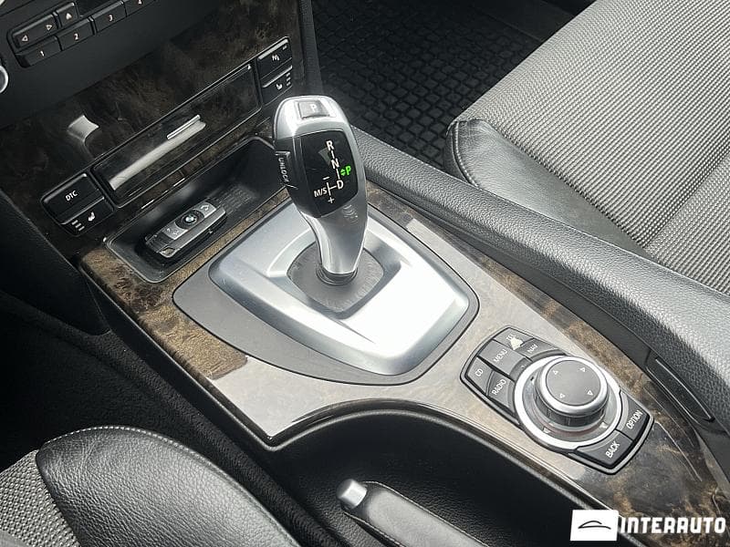 BMW 520 2009 — Миниатюра 17