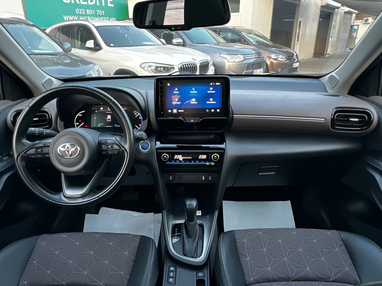 Toyota Yaris Cross 2022 — Миниатюра 11