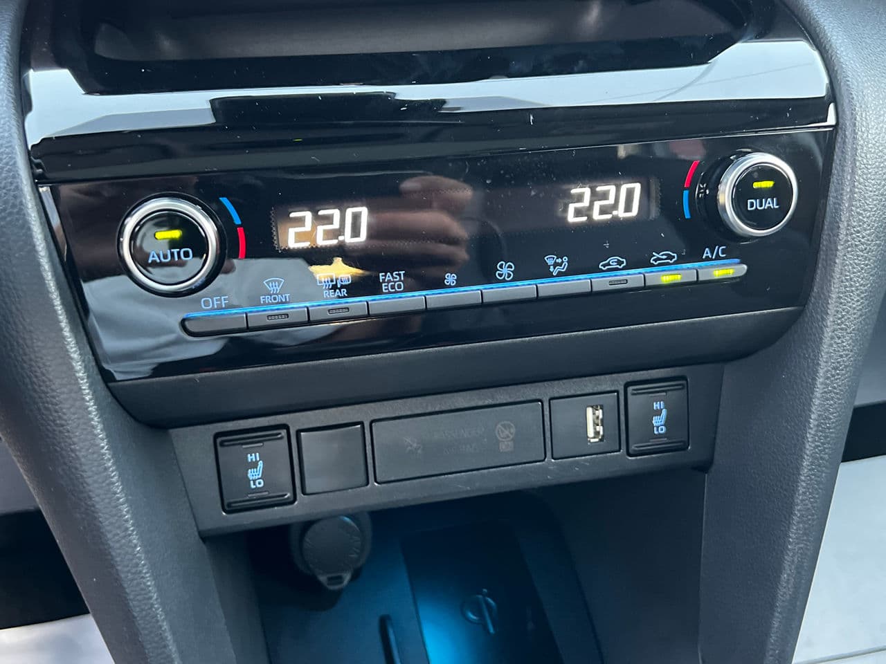 Toyota Yaris Cross 2022 — Миниатюра 14
