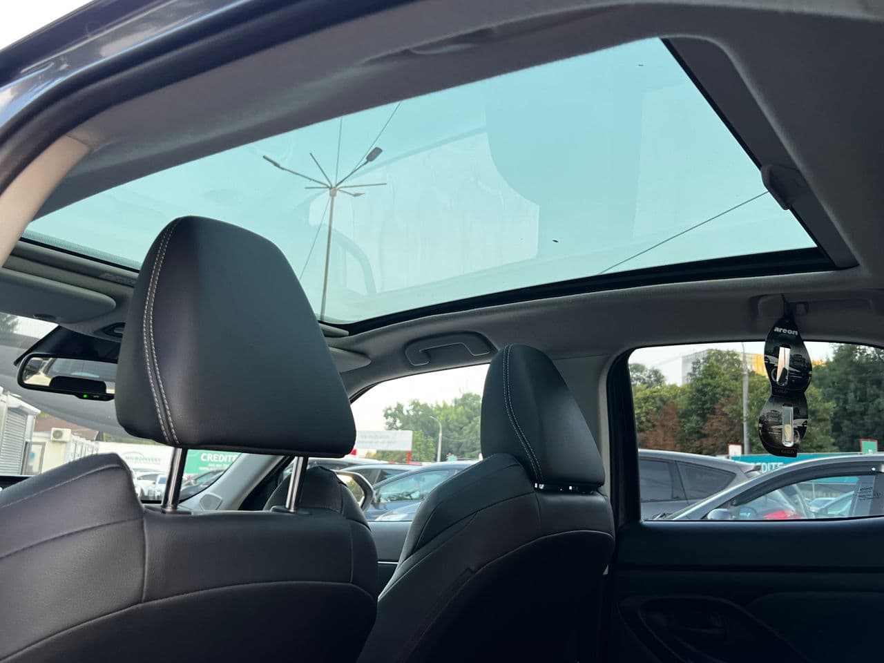 Toyota Yaris Cross 2022 — Миниатюра 10