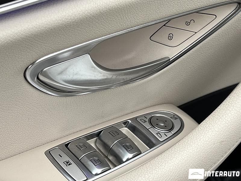 Mercedes E 350 2021 — Миниатюра 21