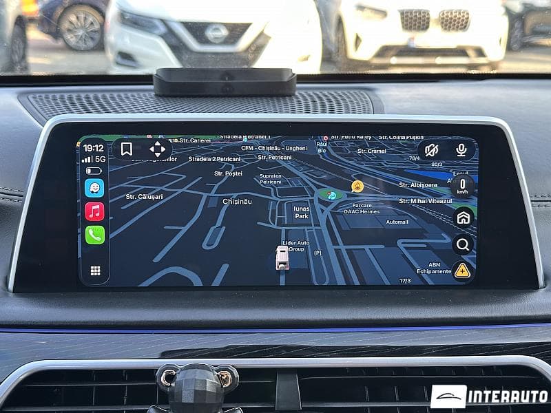 BMW 740e 2016 — Миниатюра 8