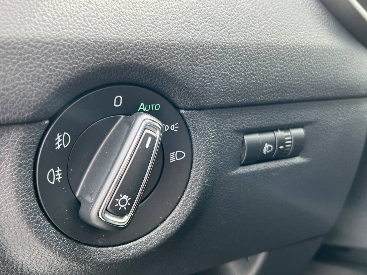 Skoda Octavia 2014 — Миниатюра 13