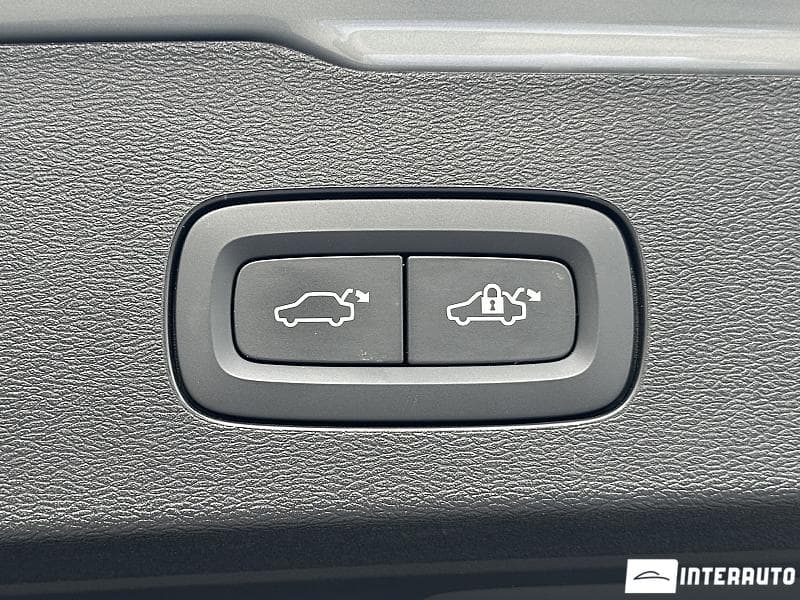 Volvo V 60 Cross Country 2024 — Миниатюра 22
