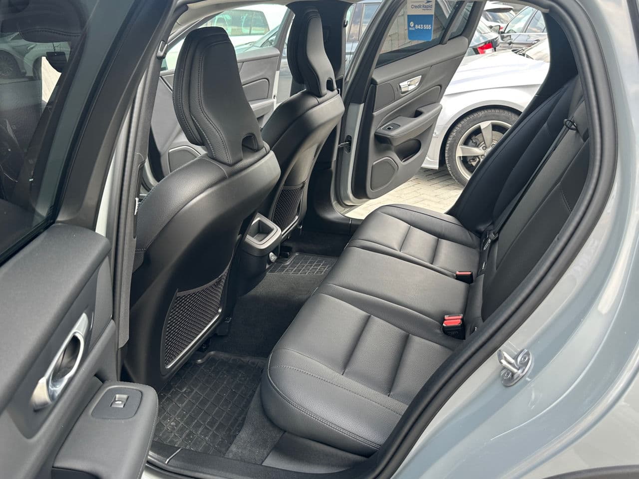 Volvo V 60 Cross Country 2024 — Миниатюра 14