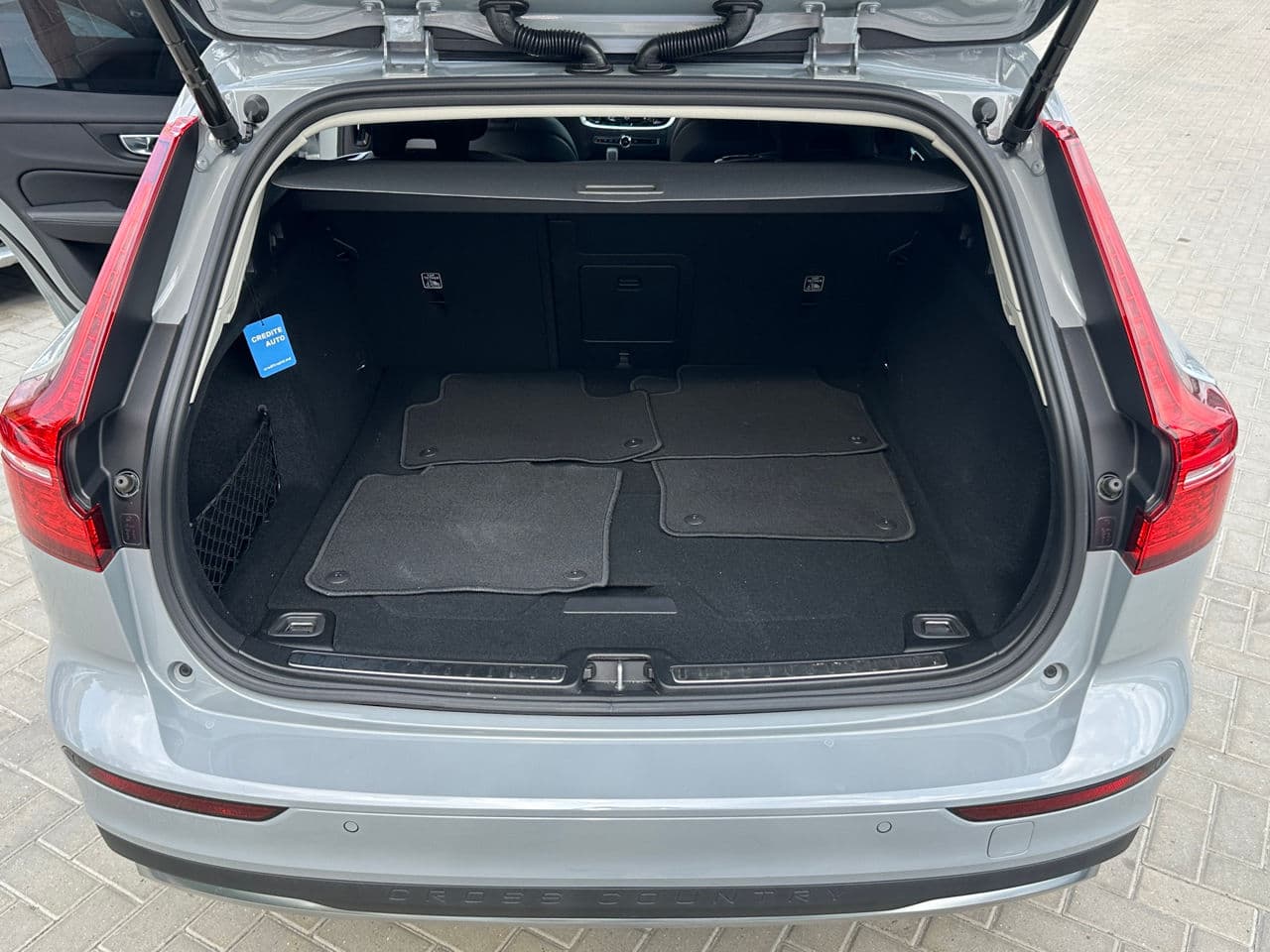 Volvo V 60 Cross Country 2024 — Миниатюра 23