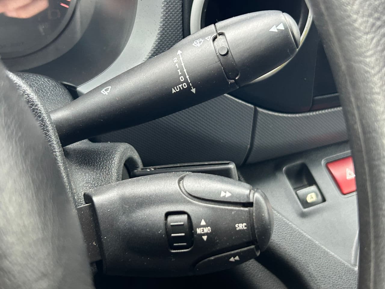Peugeot Partner 2011 — Миниатюра 8