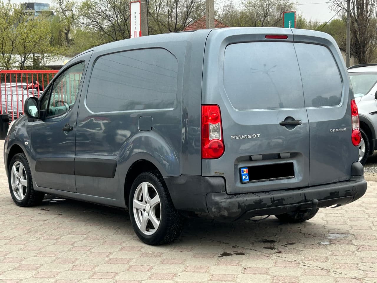 Peugeot Partner 2011 — Миниатюра 2