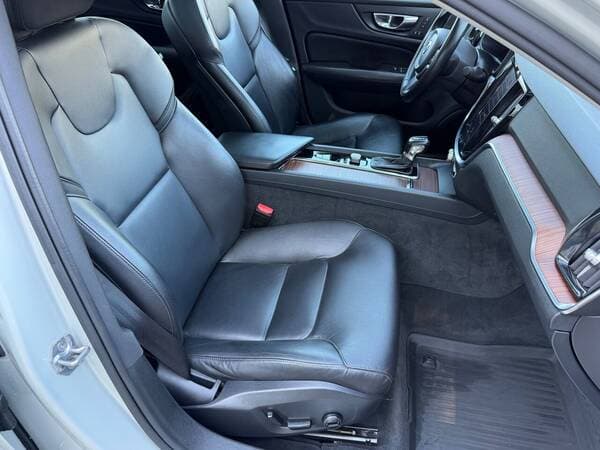 Volvo S 60 2018 — Миниатюра 9