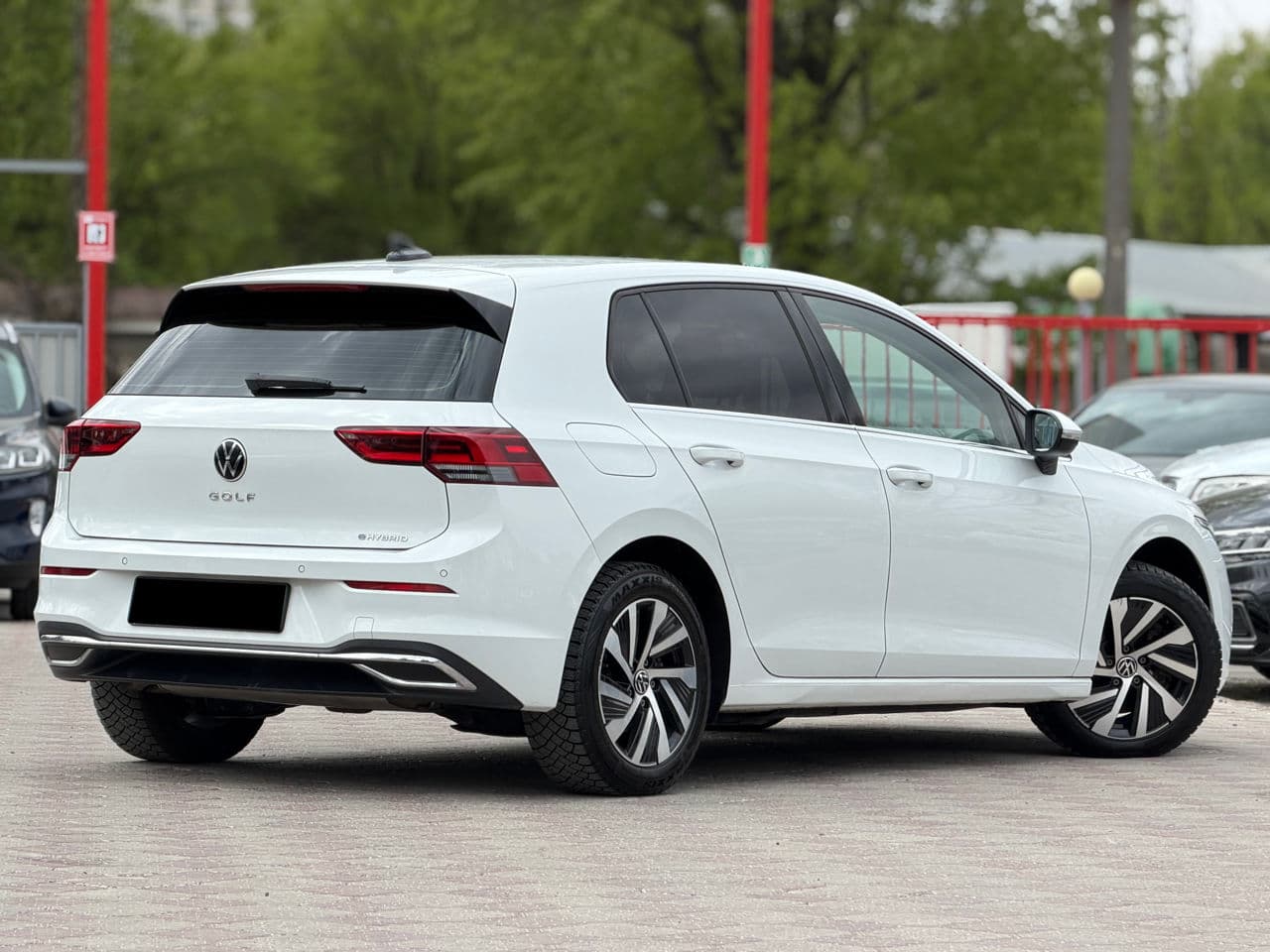 Volkswagen Golf eHybrid 2021 — Миниатюра 2