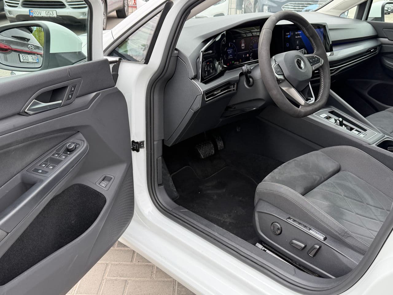 Volkswagen Golf eHybrid 2021 — Миниатюра 5