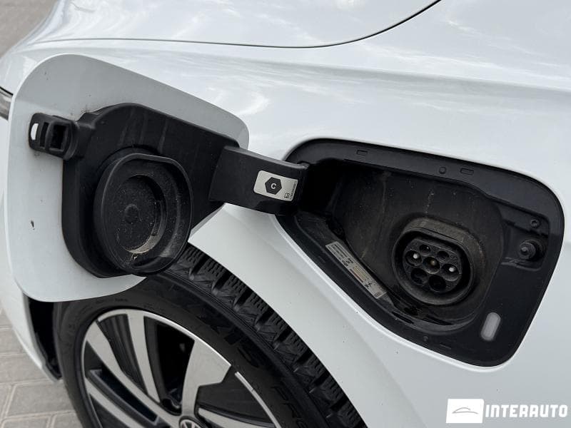 Volkswagen Golf eHybrid 2021 — Миниатюра 19