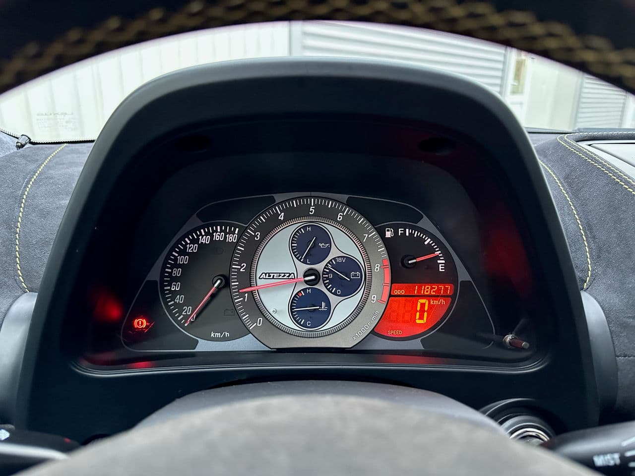 Lexus IS 300 2004 — Миниатюра 9