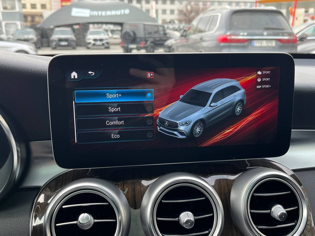 Mercedes GLC 300 2019 — Миниатюра 10