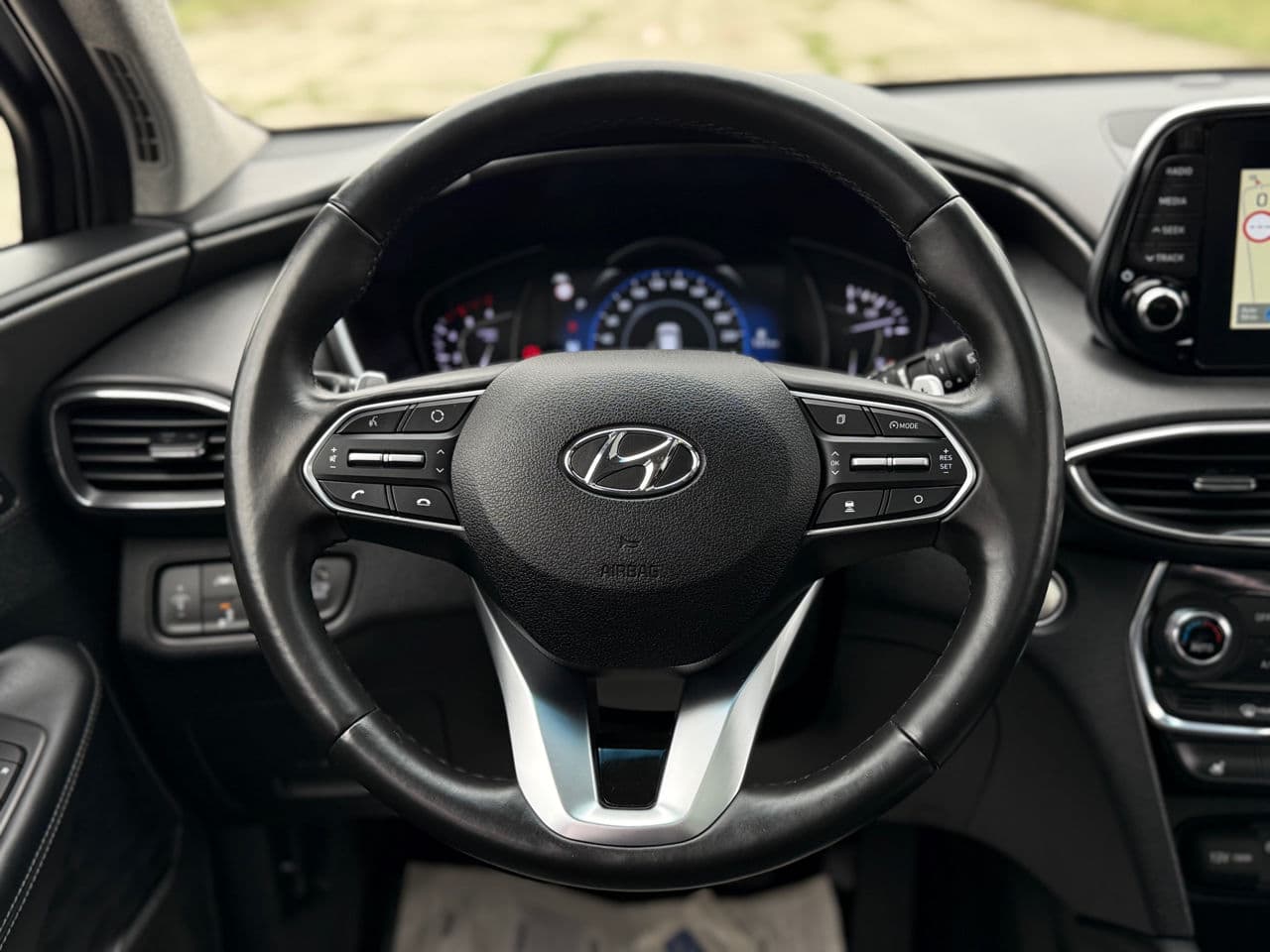 Hyundai Santa Fe 2020 — Миниатюра 15