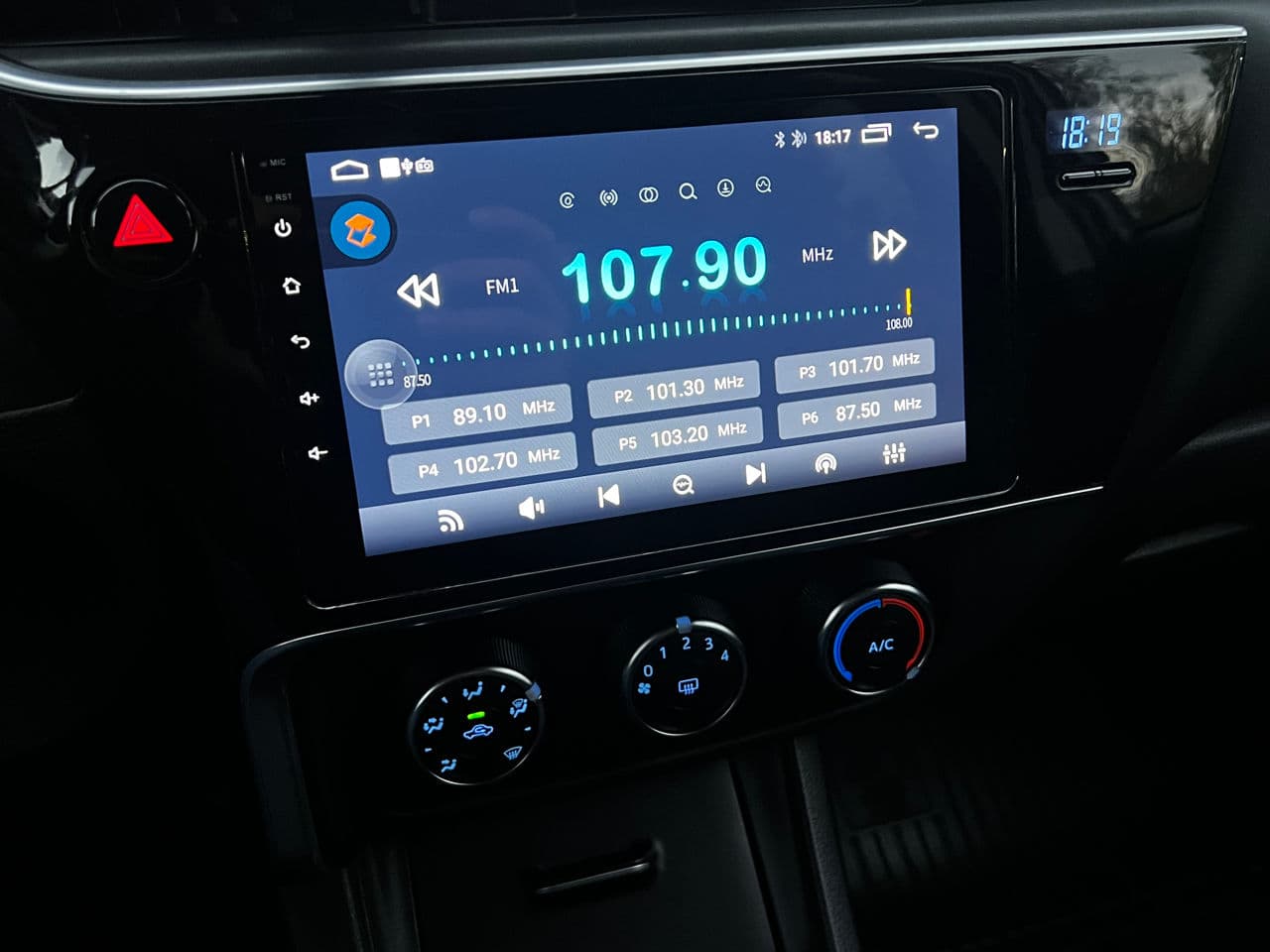 Toyota Corolla 2017 — Миниатюра 8