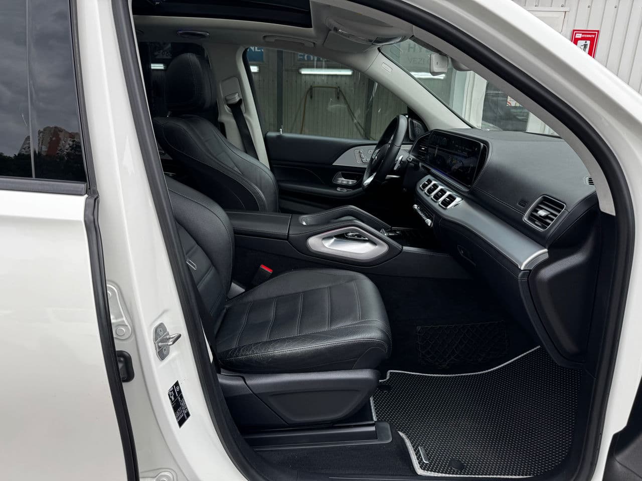 Mercedes GLE 300d 2021 — Миниатюра 5