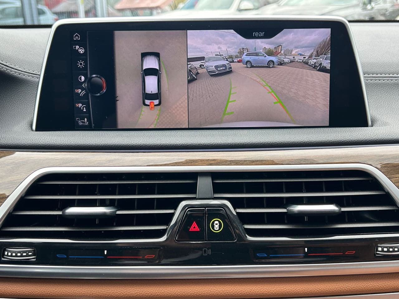 BMW 740e 2016 — Миниатюра 13
