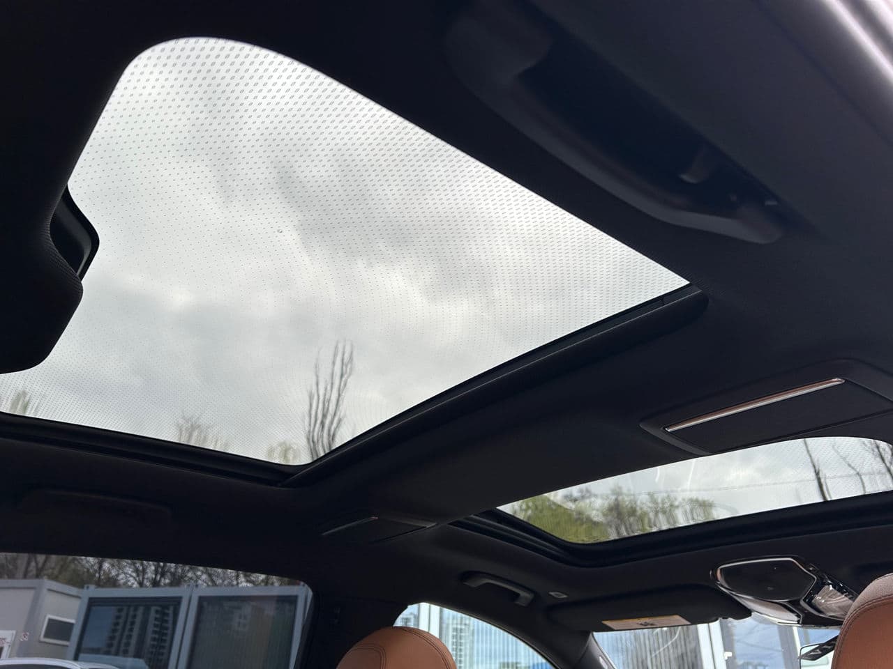 BMW 740e 2016 — Миниатюра 16