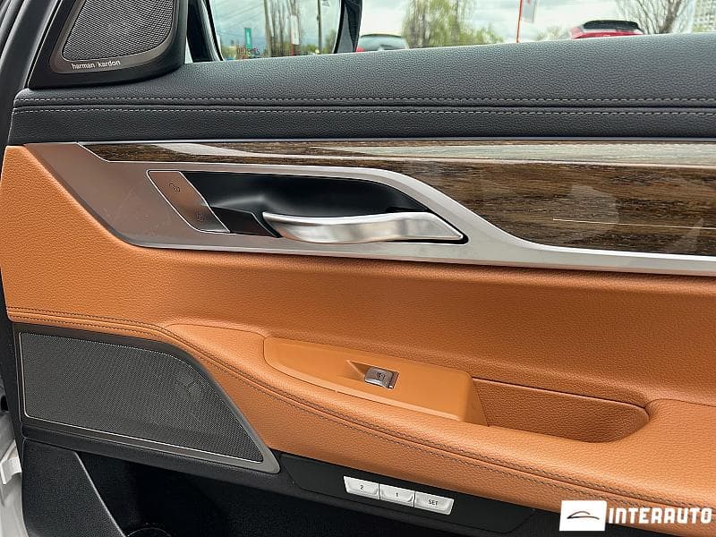 BMW 740e 2016 — Миниатюра 19
