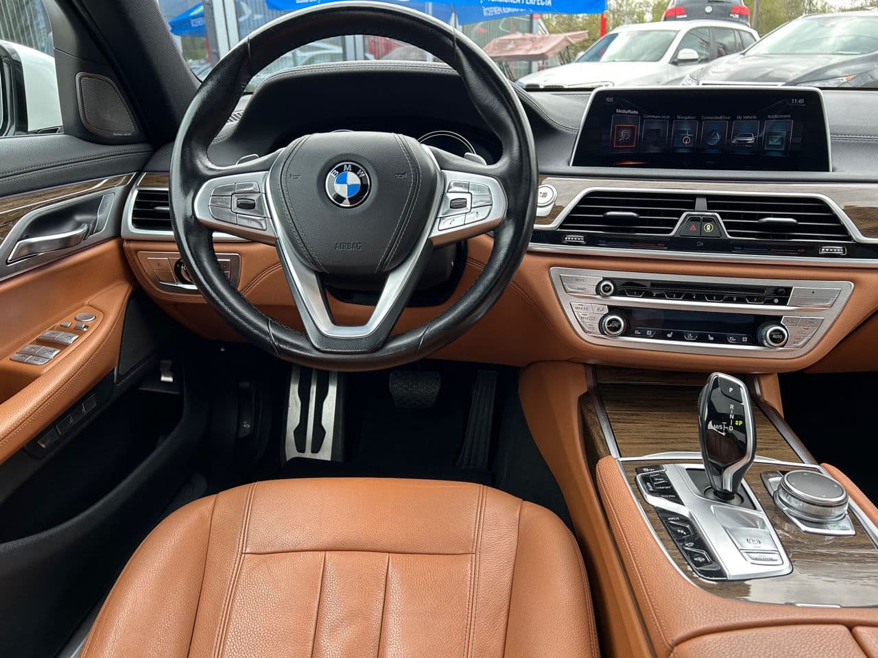 BMW 740e 2016 — Миниатюра 7