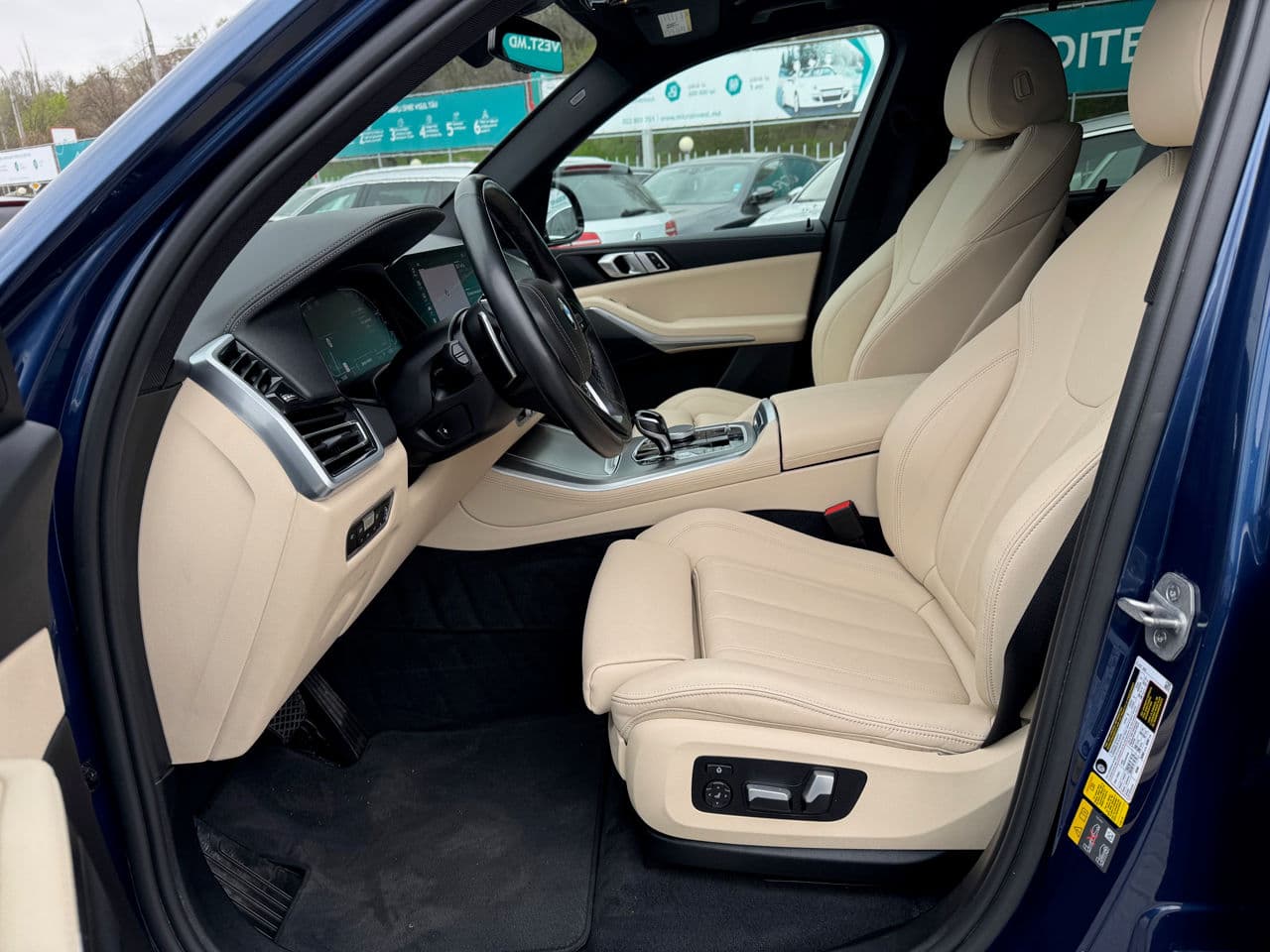 2021 BMW X5 4.5e — Miniatură 5