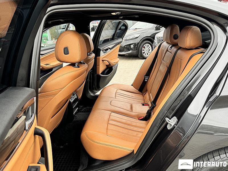 BMW 530 2017 — Миниатюра 12