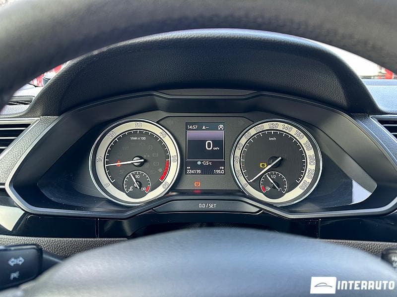 Skoda Superb 2015 — Миниатюра 9