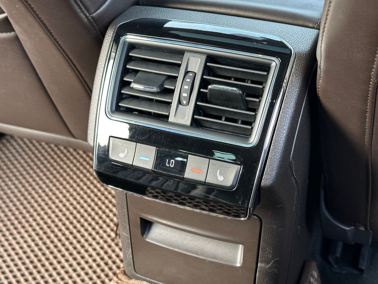 Skoda Superb 2015 — Миниатюра 16