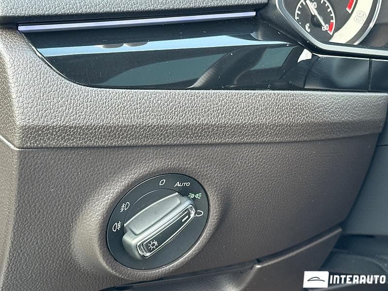 Skoda Superb 2015 — Миниатюра 18