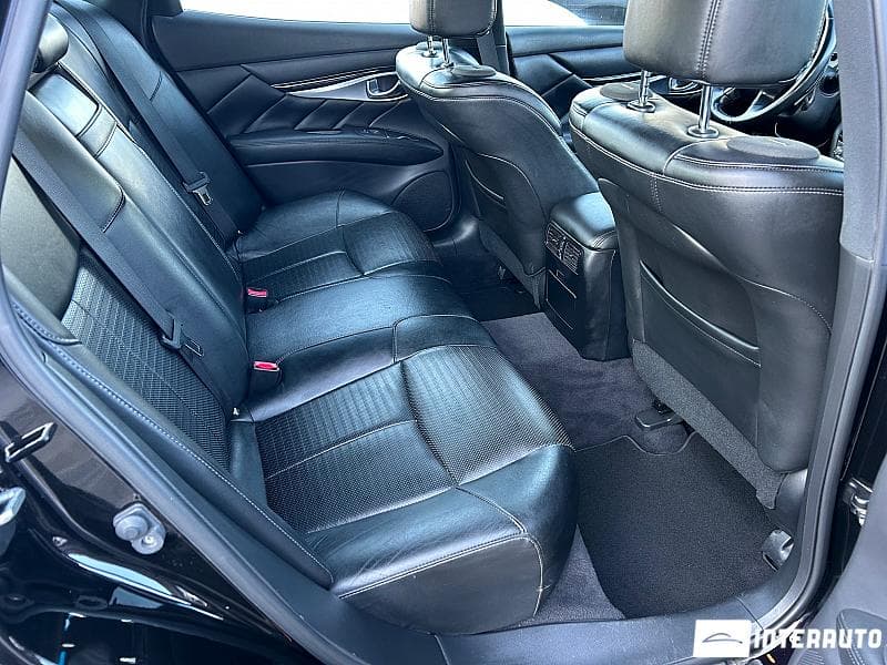 Infiniti Q70 2018 — Миниатюра 16
