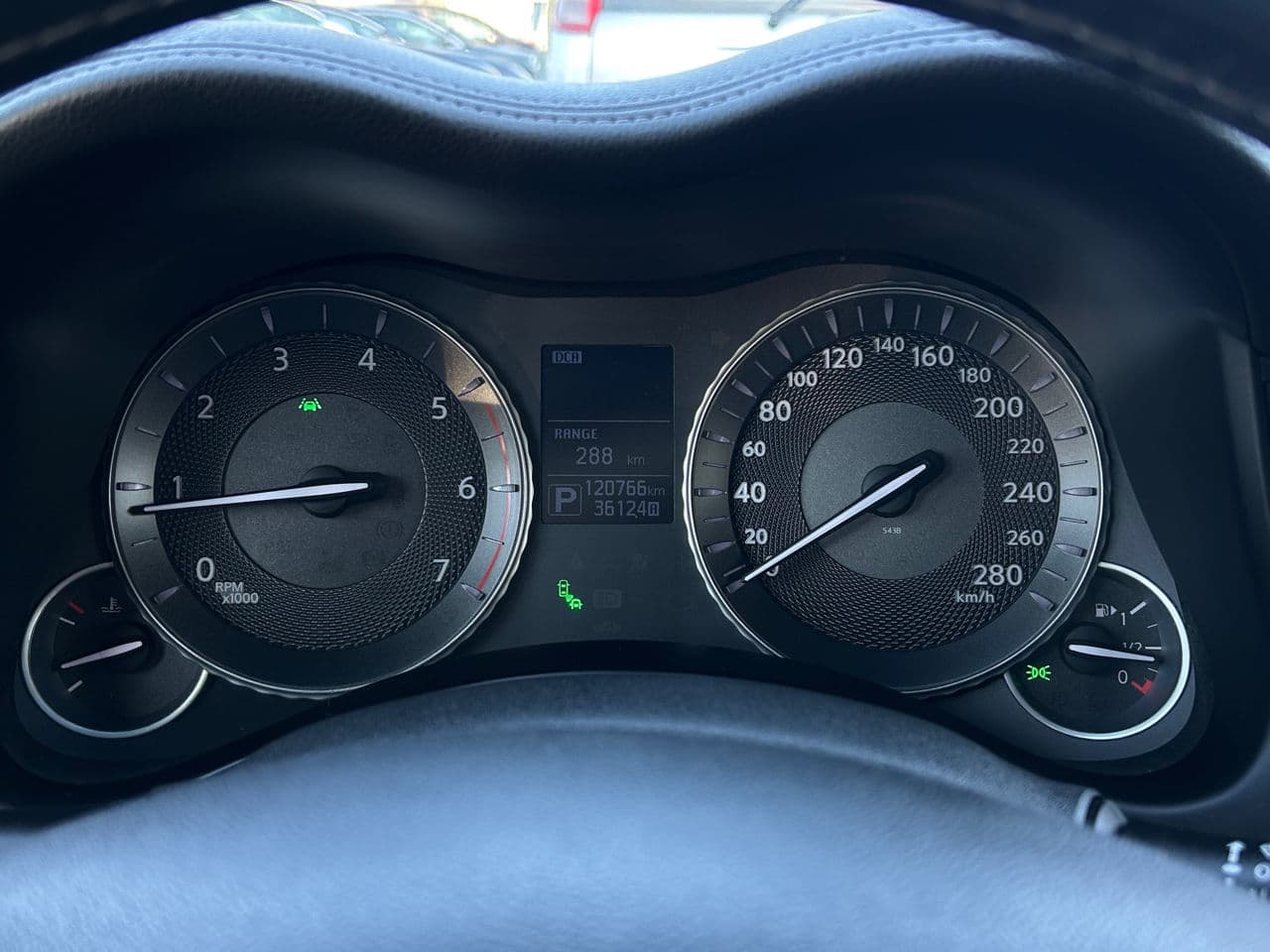 Infiniti Q70 2018 — Миниатюра 11