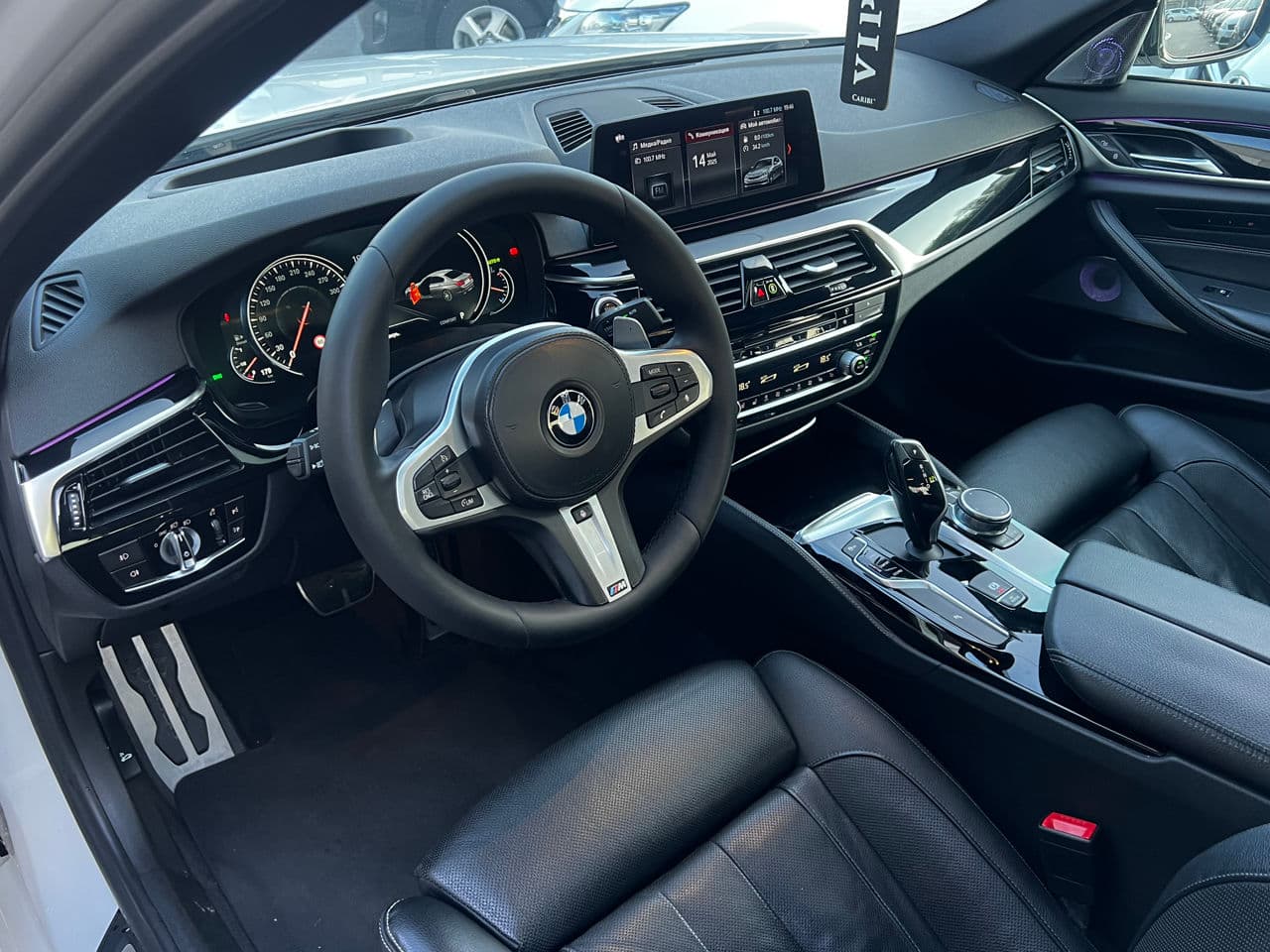 BMW 520 2017 — Миниатюра 9