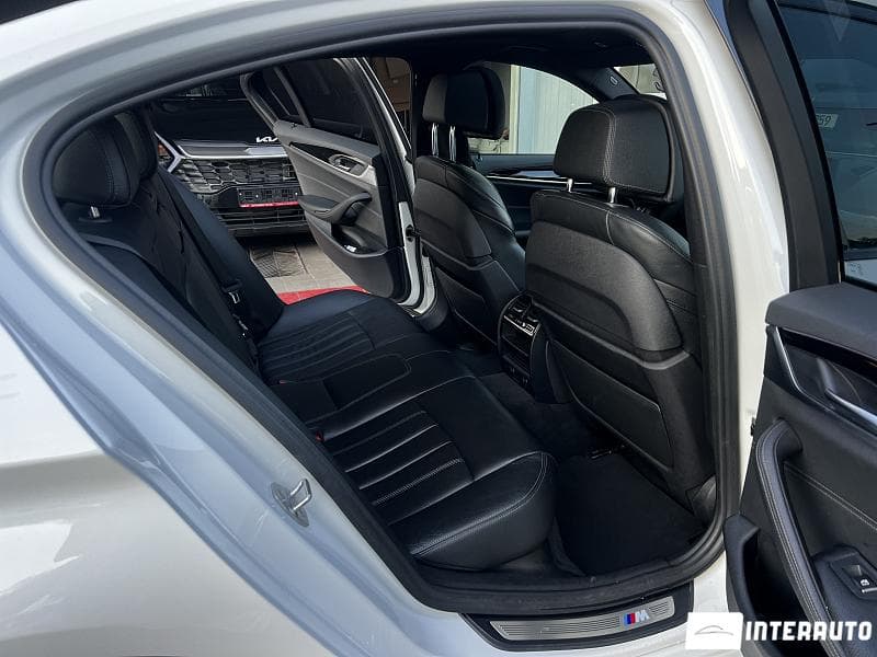 BMW 520 2017 — Миниатюра 22