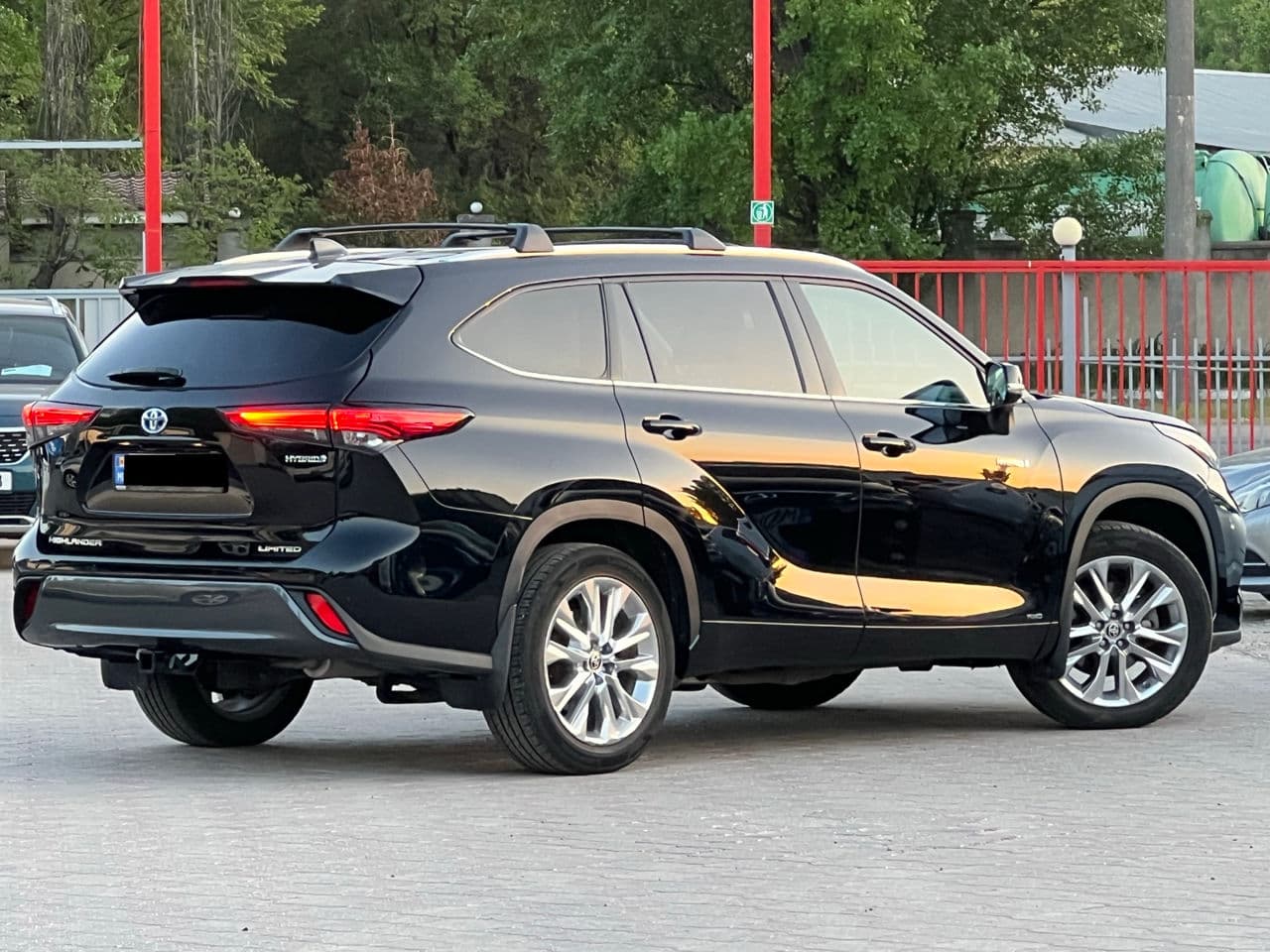 Toyota Highlander 2021 — Миниатюра 3