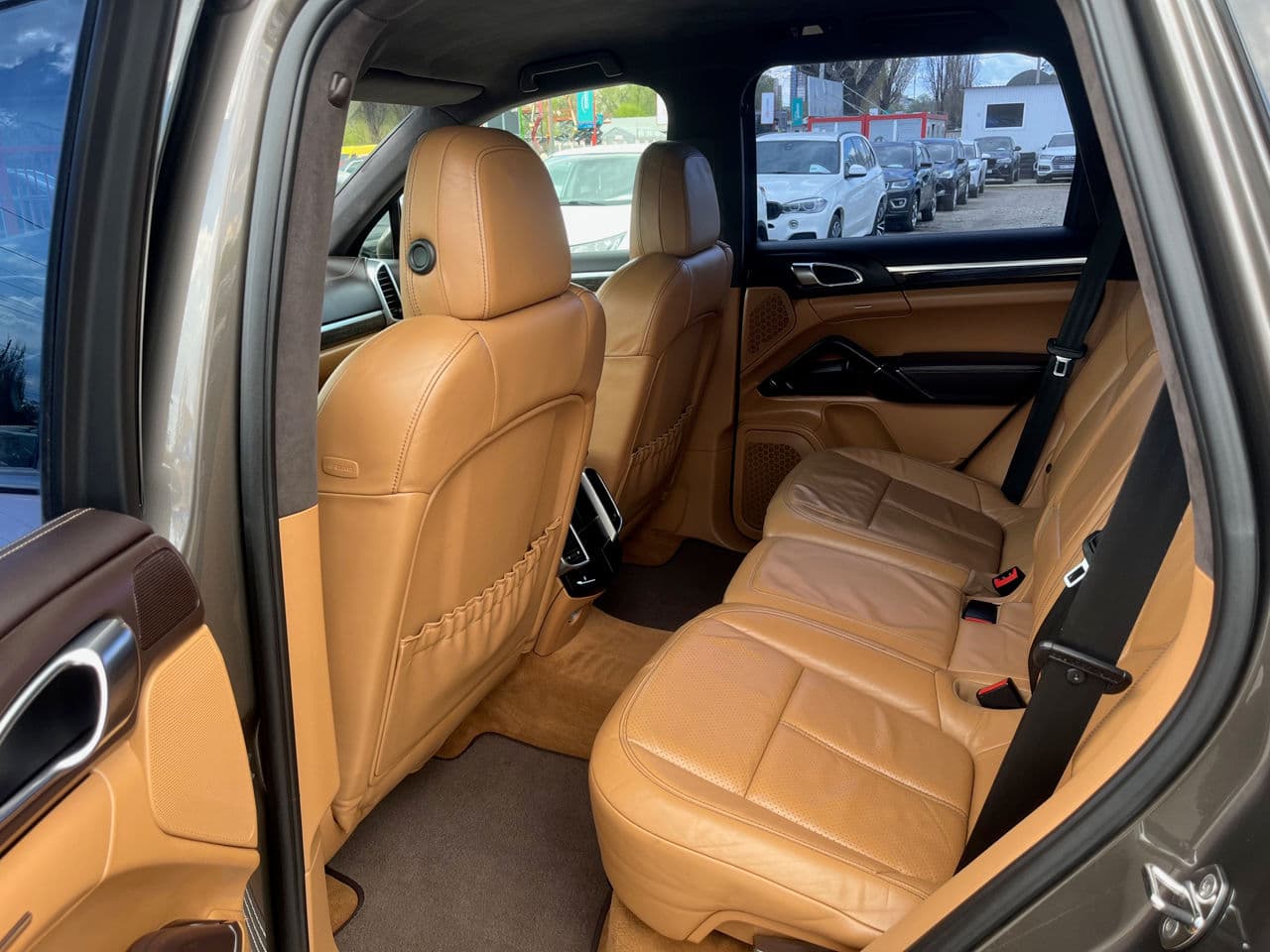 Porsche Cayenne 2012 — Миниатюра 17