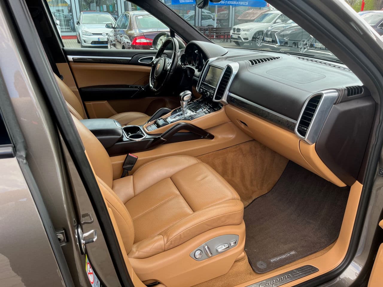 Porsche Cayenne 2012 — Миниатюра 14