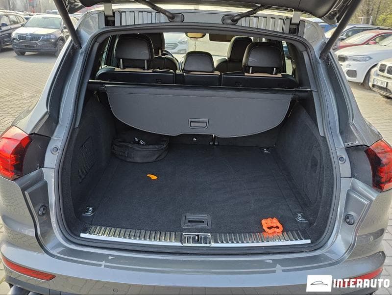 Porsche Cayenne S Hybrid 2016 — Миниатюра 5