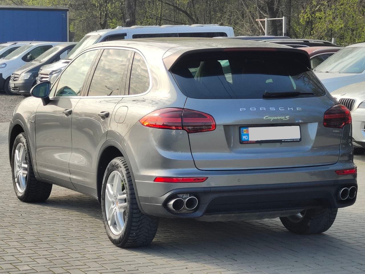 Porsche Cayenne S Hybrid 2016 — Миниатюра 4