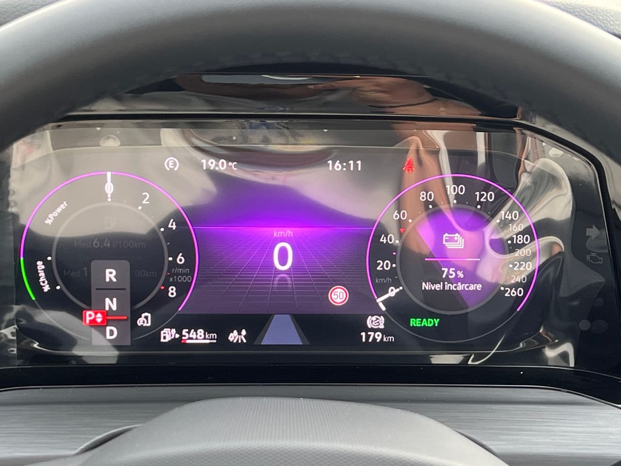Volkswagen Golf eHybrid 2024 — Миниатюра 13