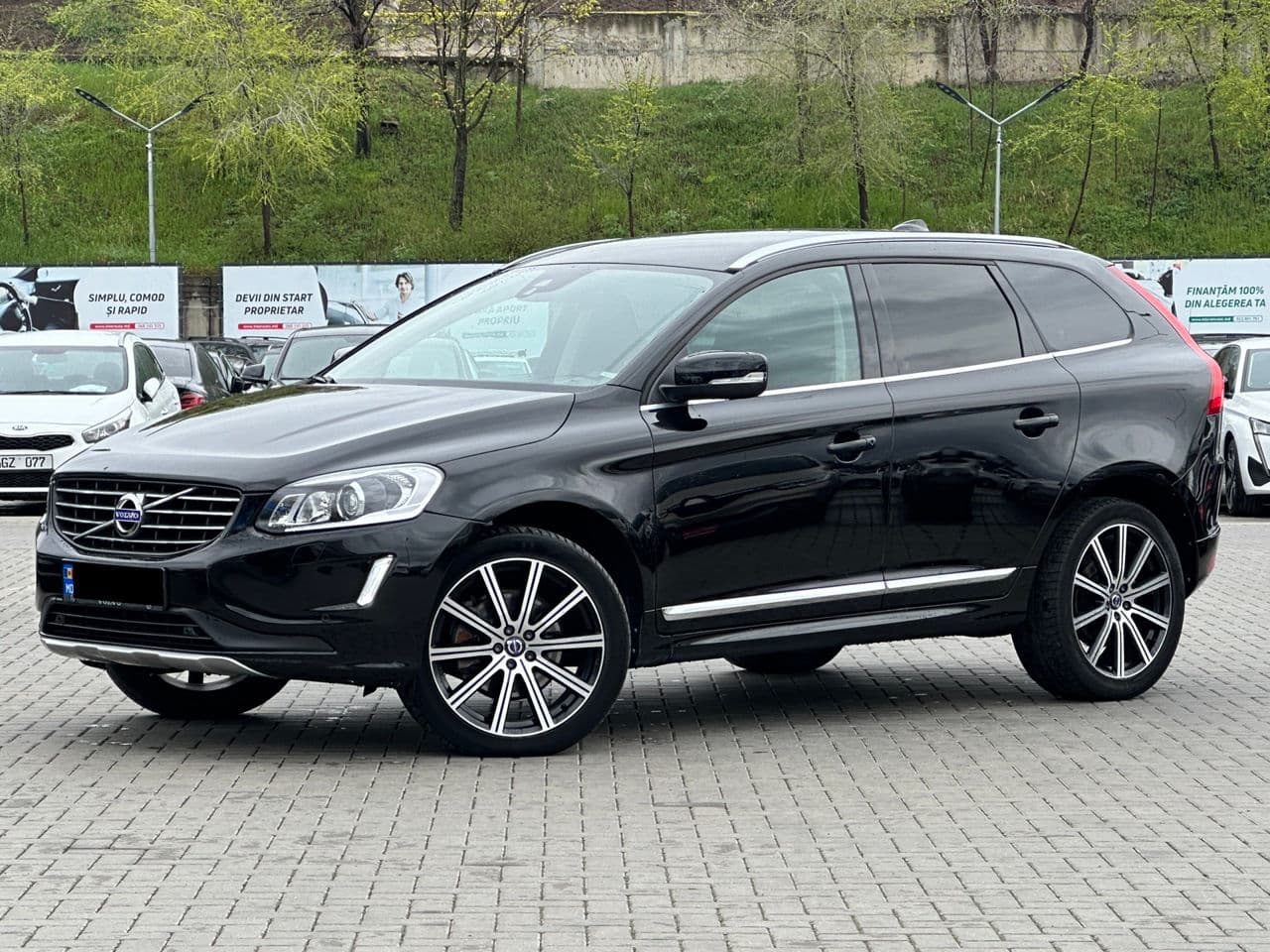 Volvo XC 60 2017 — Миниатюра 2