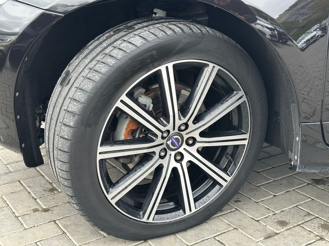 Volvo XC 60 2017 — Миниатюра 16