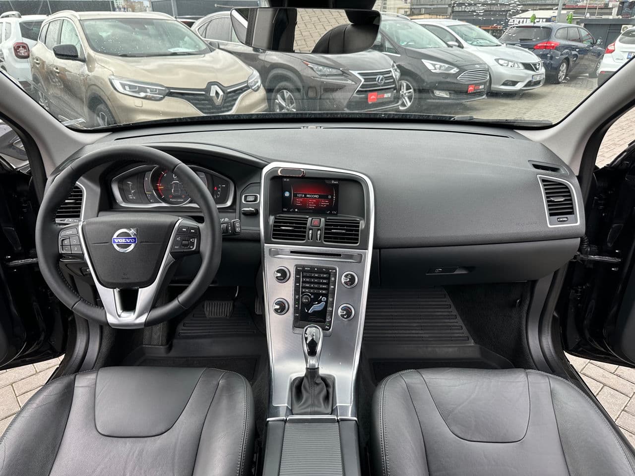 Volvo XC 60 2017 — Миниатюра 6