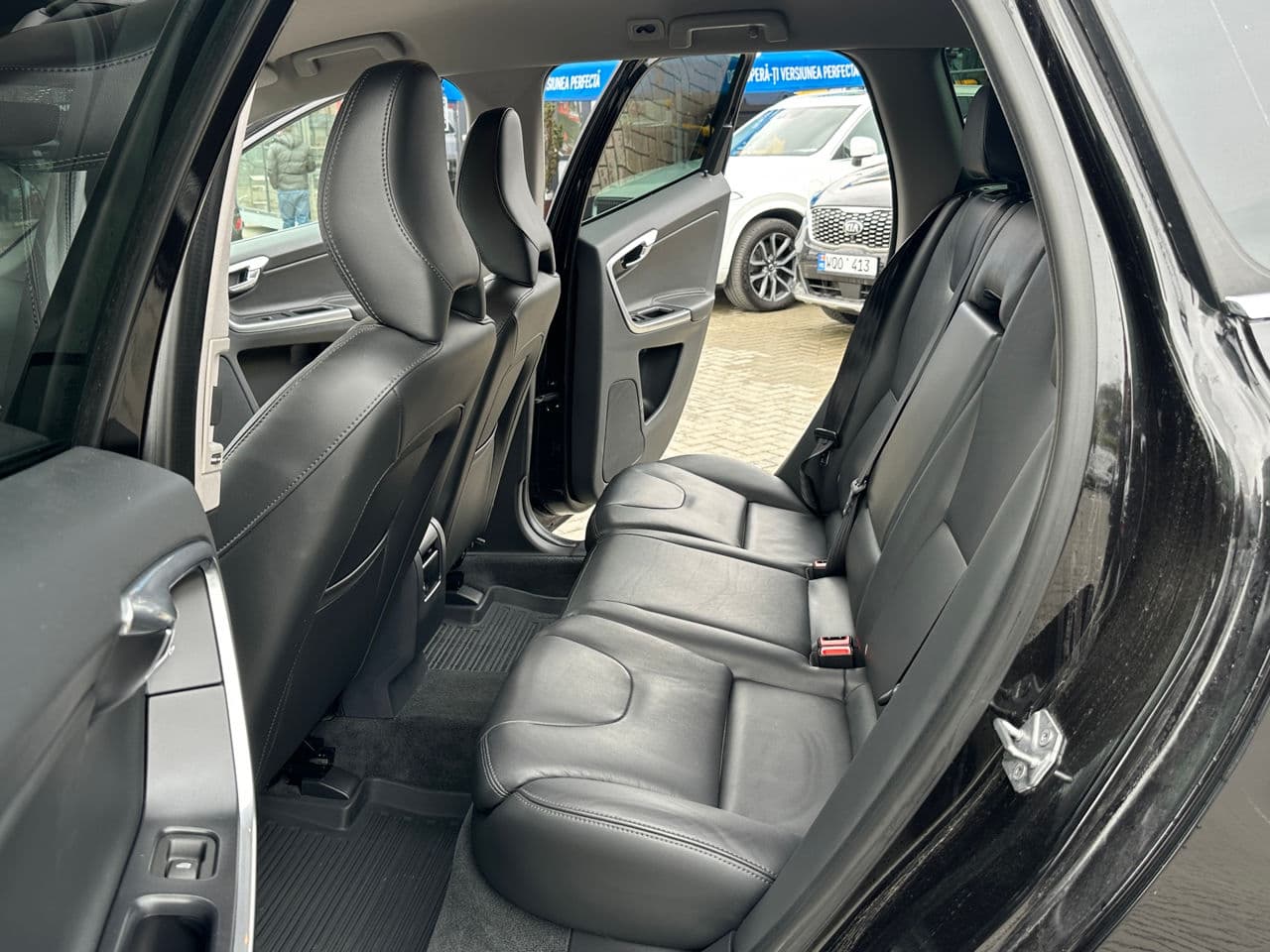 Volvo XC 60 2017 — Миниатюра 13