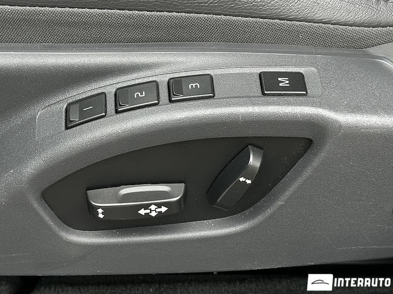 Volvo XC 60 2017 — Миниатюра 19