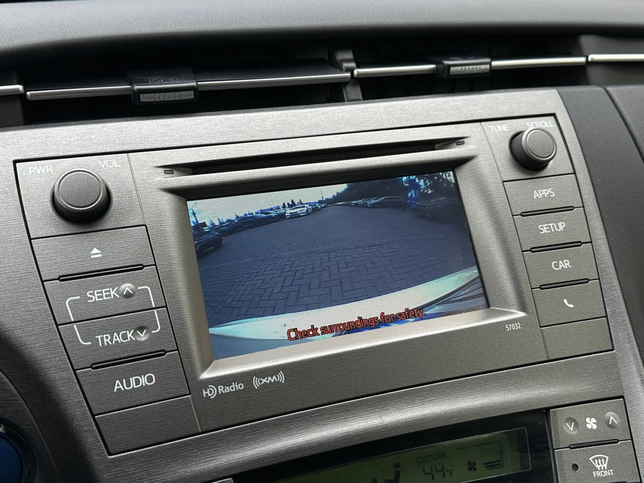 Toyota Prius 2014 — Миниатюра 10