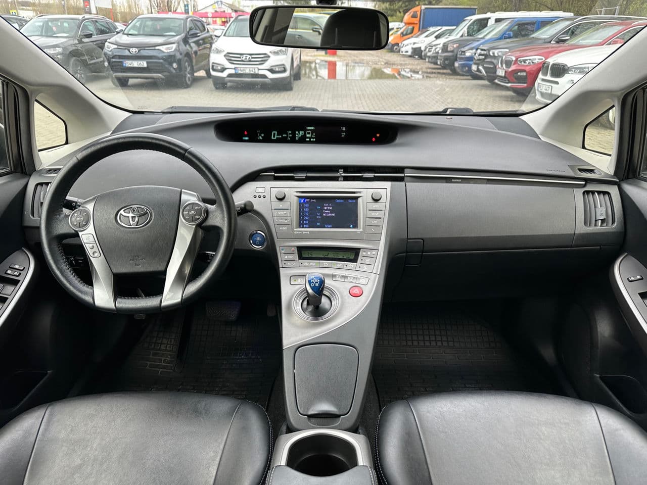 Toyota Prius 2014 — Миниатюра 7