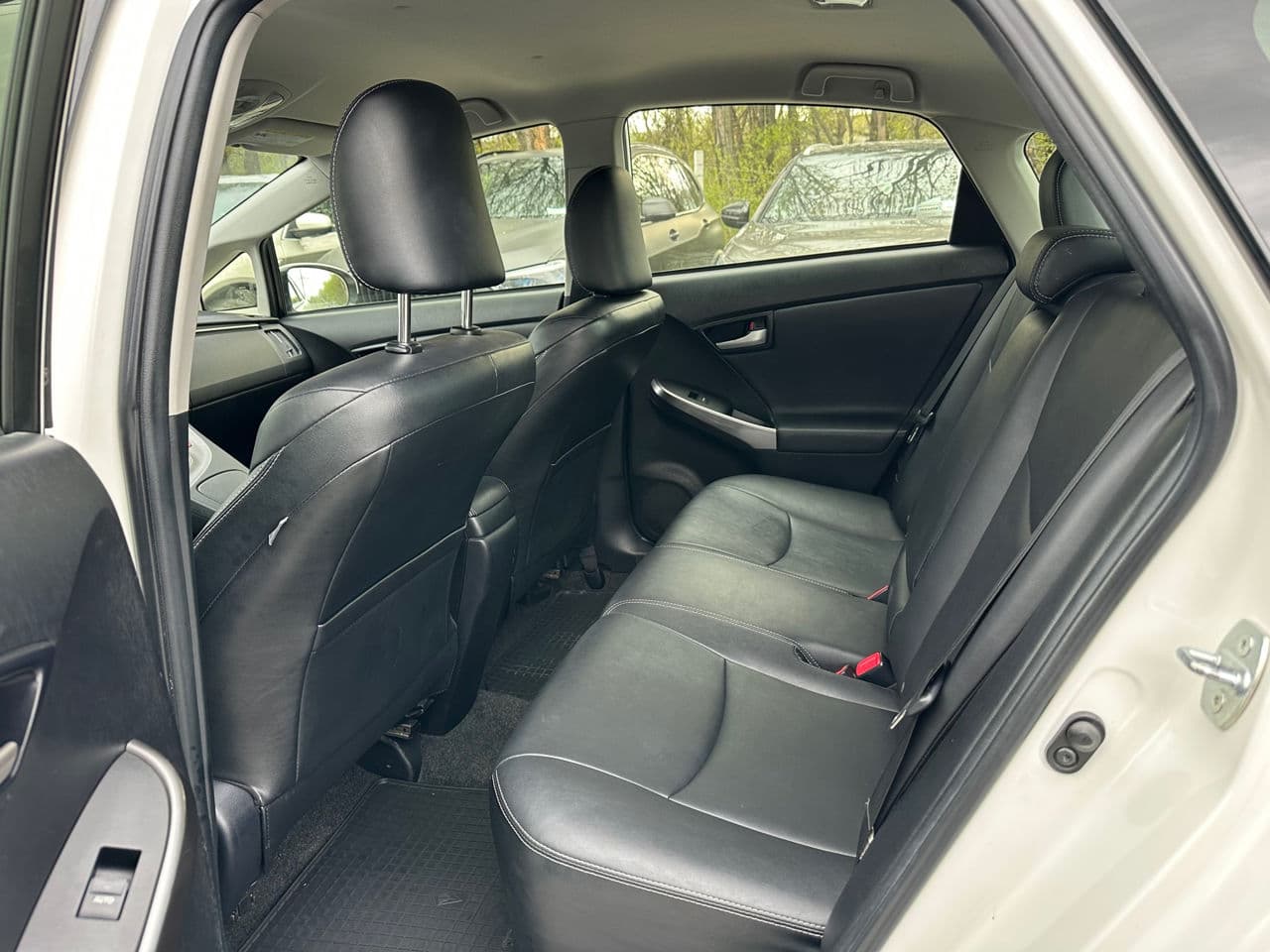 Toyota Prius 2014 — Миниатюра 14